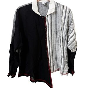 M Square Button Top Black Gray White Red Stitching OS